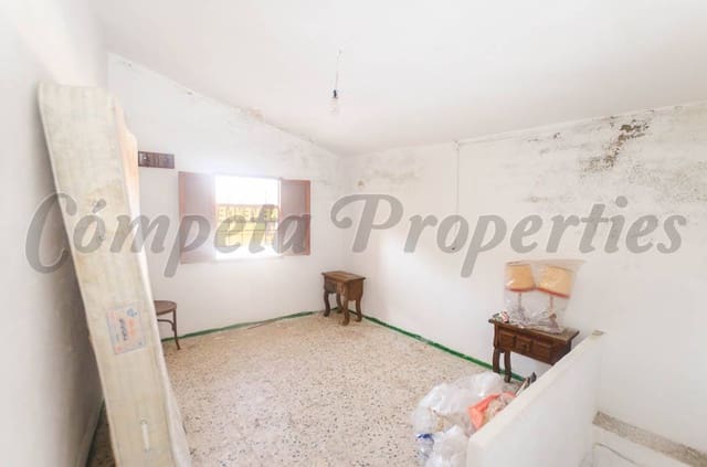 2 slaapkamer Huis te koop in Sedella - € 43.000 (Ref: 4117538)