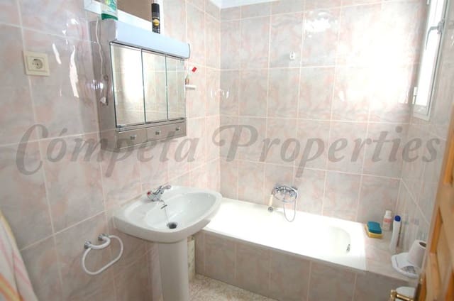 3 slaapkamer Huis te koop in Cómpeta - € 129.000 (Ref: 4143316)