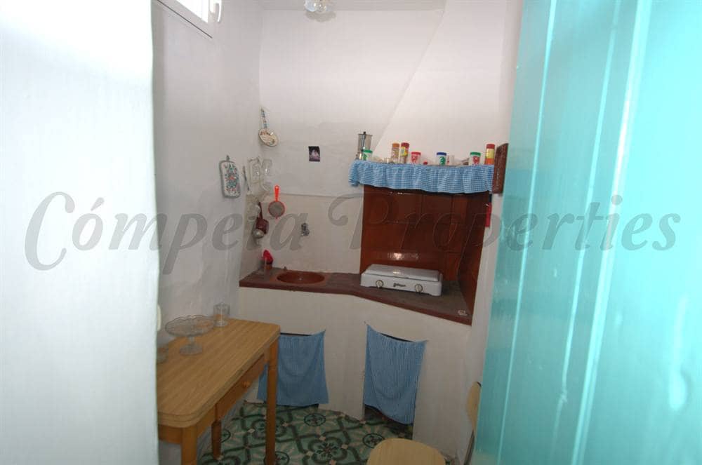 3 bedroom Townhouse for sale in Competa - € 129,000 (Ref: 4143316)