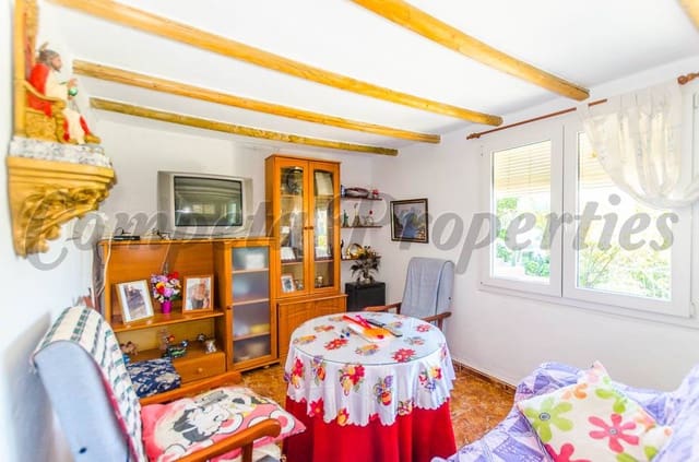 4 chambre Finca/Maison de Campagne à vendre à Cómpeta avec piscine garage - 230 000 € (Ref: 4259479)