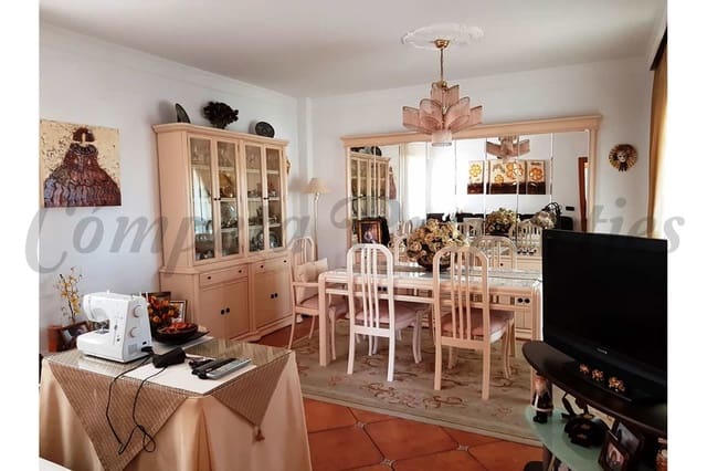 4 chambre Maison de Ville à vendre à Torrox avec piscine garage - 530 000 € (Ref: 4260982)