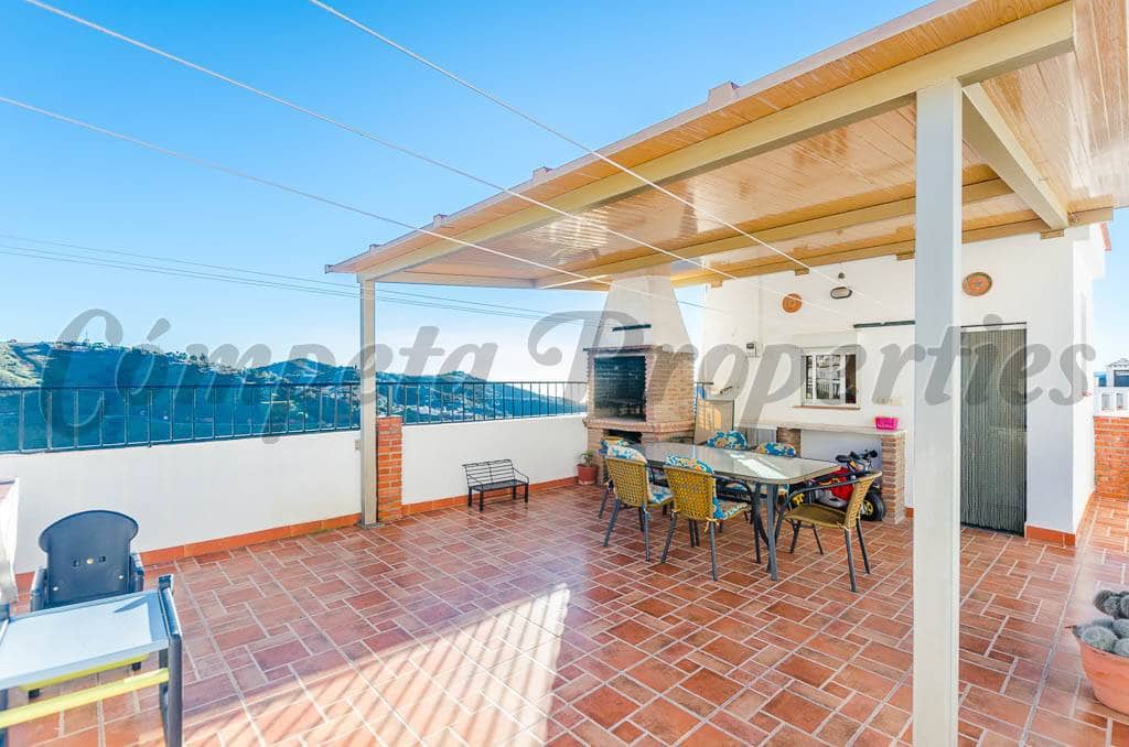 3 slaapkamer Huis te koop in Competa - € 183.500 (Ref: 4314153)