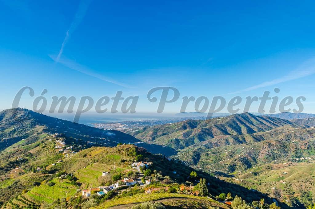 3 bedroom Finca/Country House for sale in Competa - € 230,000 (Ref: 4326106)