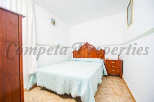 4 slaapkamer Huis te koop in Archez - € 88.000 (Ref: 4411777)