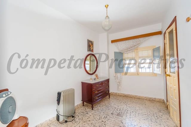 2 slaapkamer Huis te koop in Sayalonga - € 89.000 (Ref: 4449449)