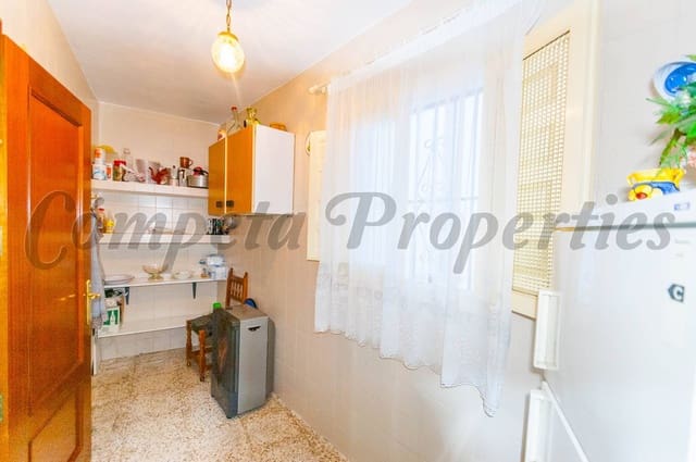 2 slaapkamer Huis te koop in Sayalonga - € 89.000 (Ref: 4449449)