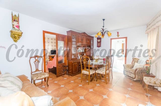 4 slaapkamer Huis te koop in Cómpeta - € 189.000 (Ref: 4456878)