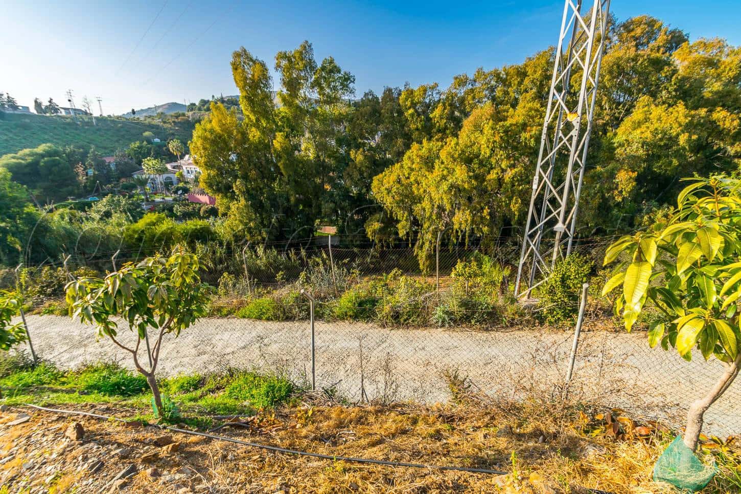 Ubebygd land til salgs i Benajarafe - € 1 100 000 (Ref: 4481946)