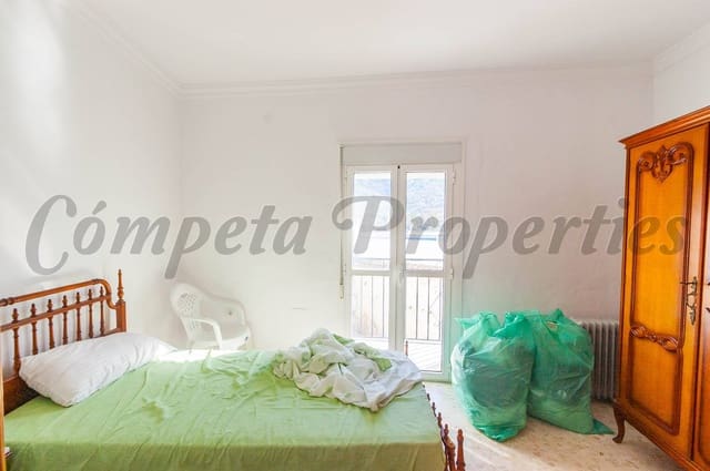 8 quarto Casa em Banda para venda em Arenas - 212 000 € (Ref: 4494591)