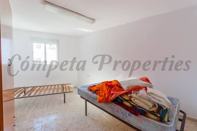 8 quarto Casa em Banda para venda em Arenas - 212 000 € (Ref: 4494591)
