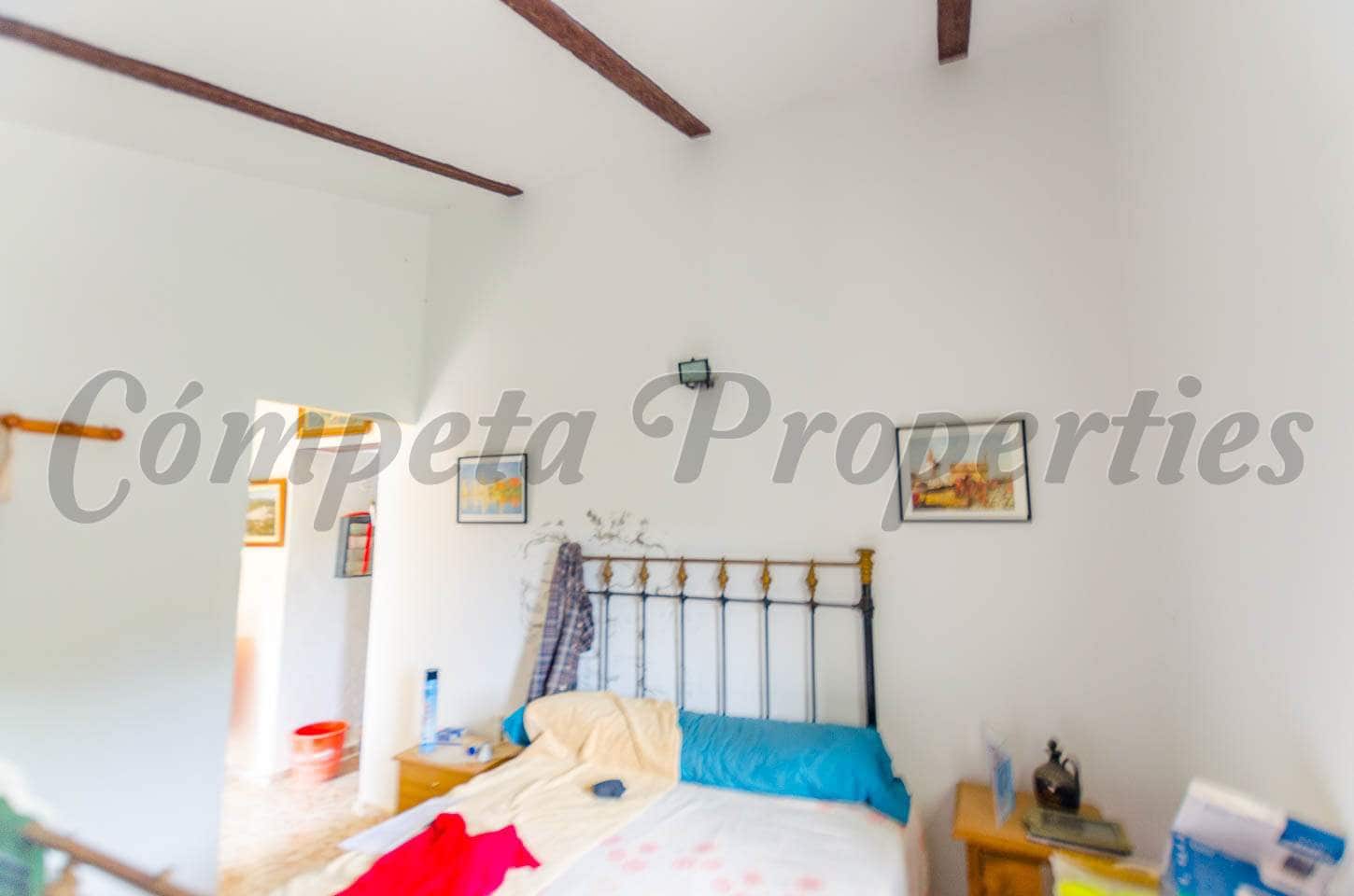 1 slaapkamer Finca/Landhuis te koop in Canillas de Albaida met garage - € 180.000 (Ref: 4542719)