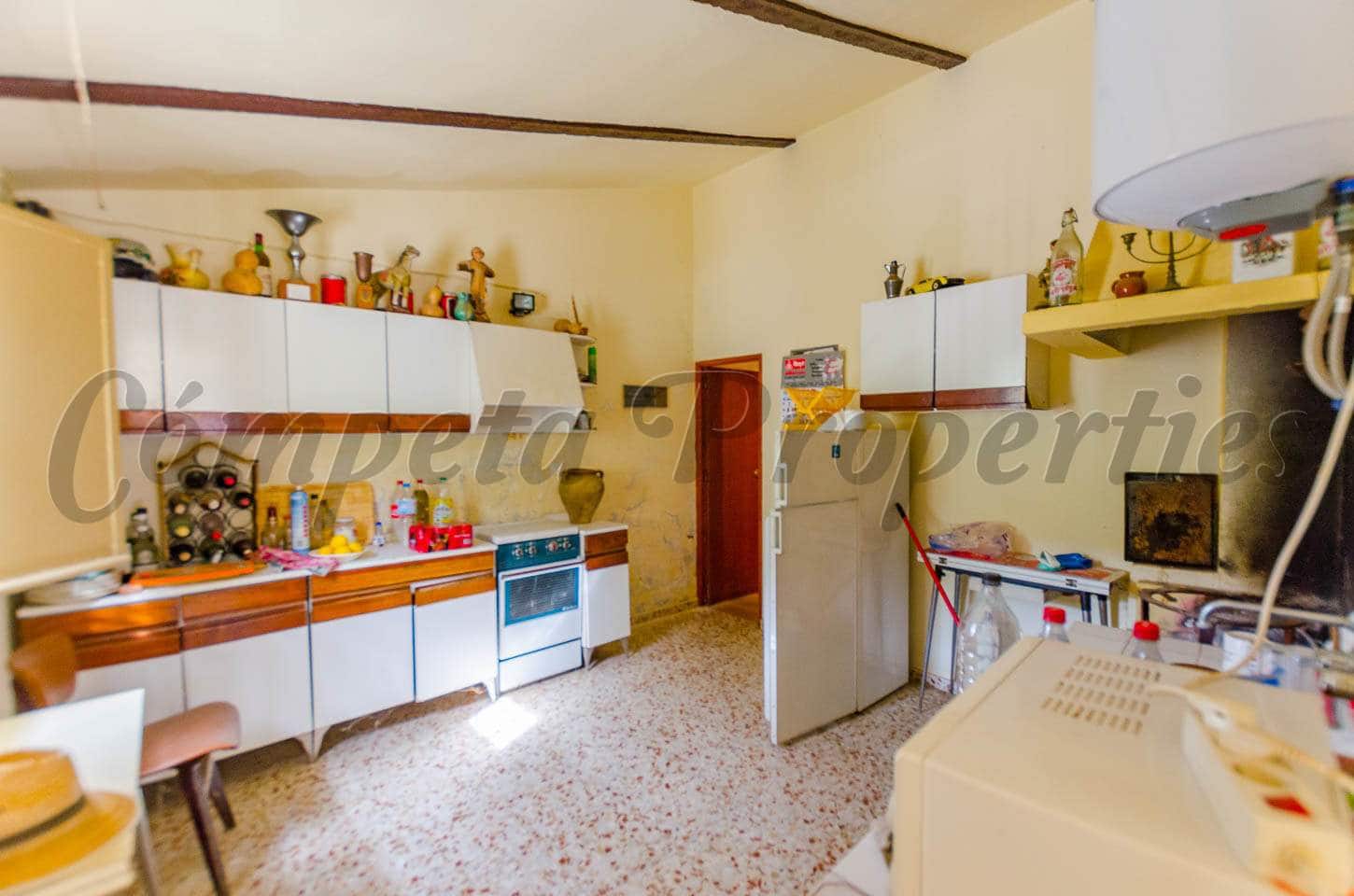 1 slaapkamer Finca/Landhuis te koop in Canillas de Albaida met garage - € 180.000 (Ref: 4542719)