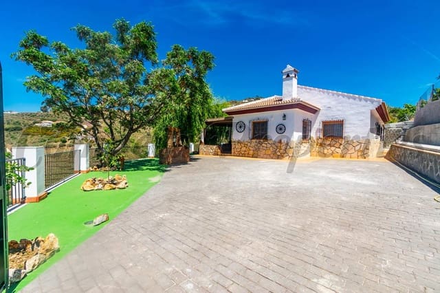 3 slaapkamer Villa voor vakantieverhuur in Cómpeta - € 572 (Ref: 4604314)