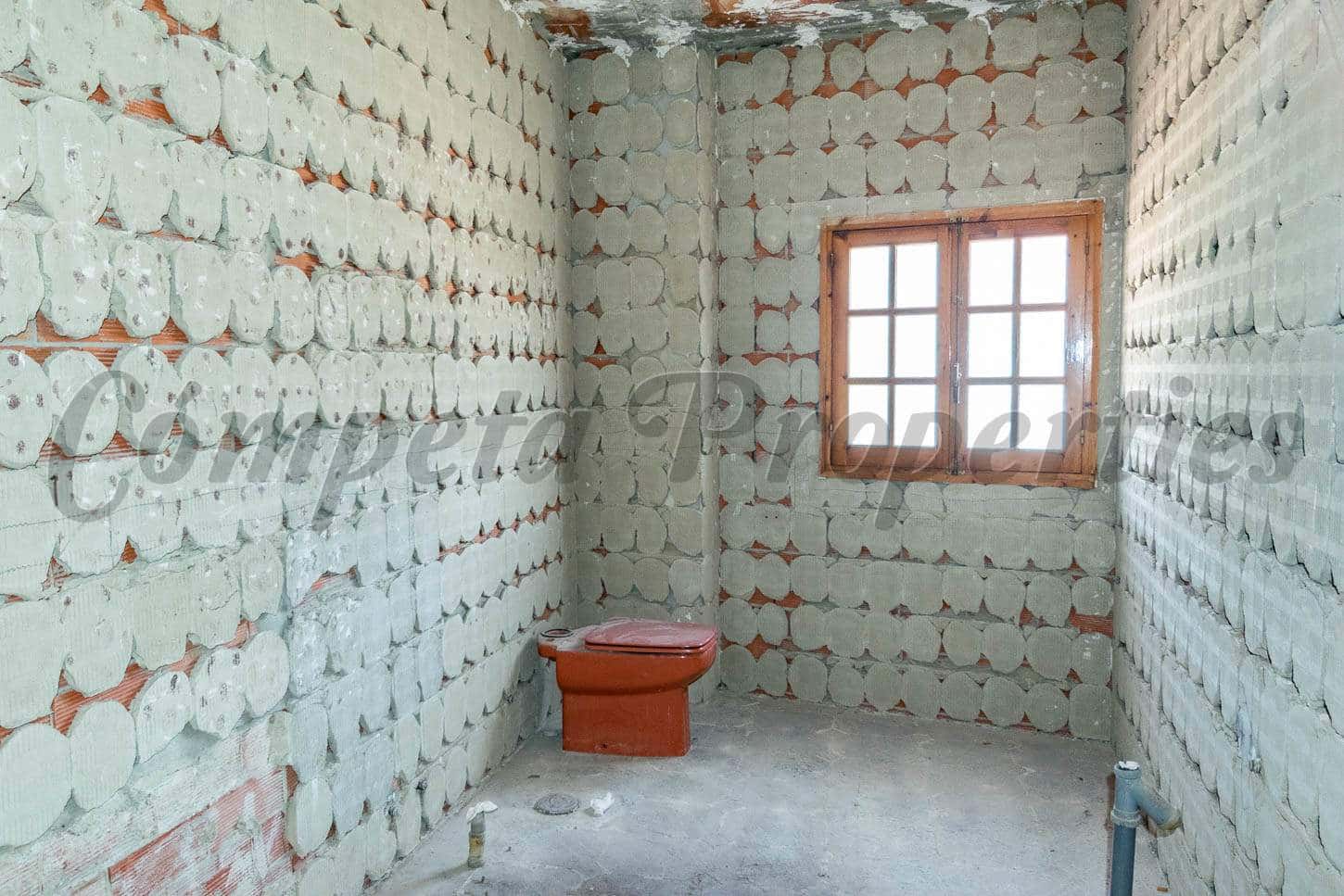 4 bedroom Apartment for sale in Algarrobo - € 150,000 (Ref: 4681181)