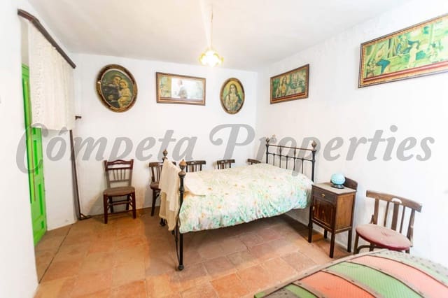 3 bedroom Apartment for sale in Cómpeta - € 117,000 (Ref: 4688047)