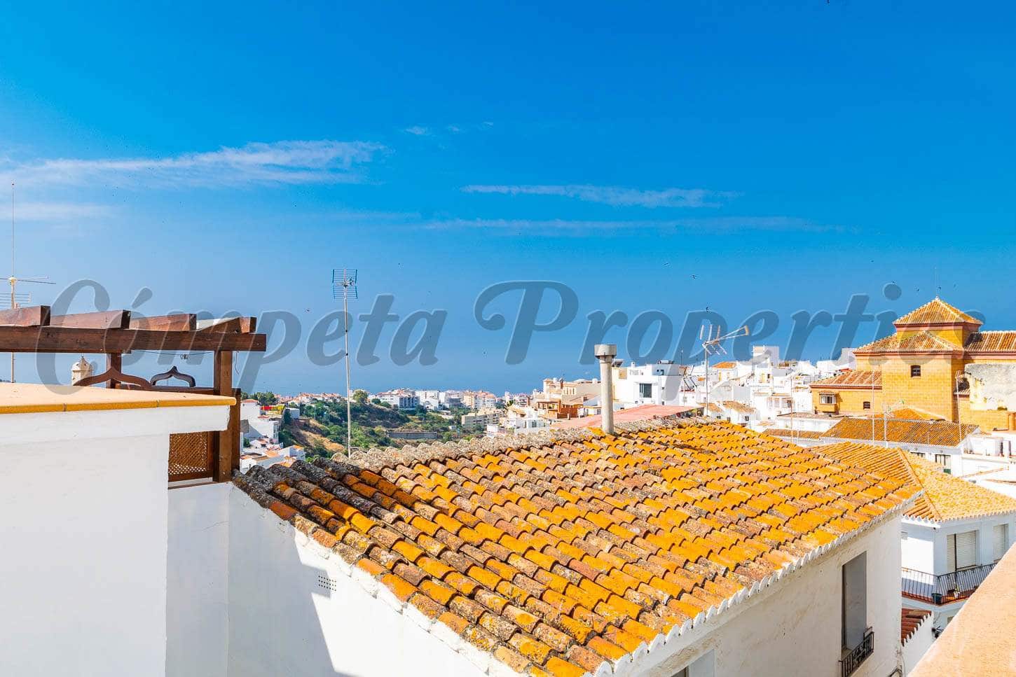 6 makuuhuone Omakotitalo myytävänä paikassa Torrox - 600 000 € (Ref: 4692142)