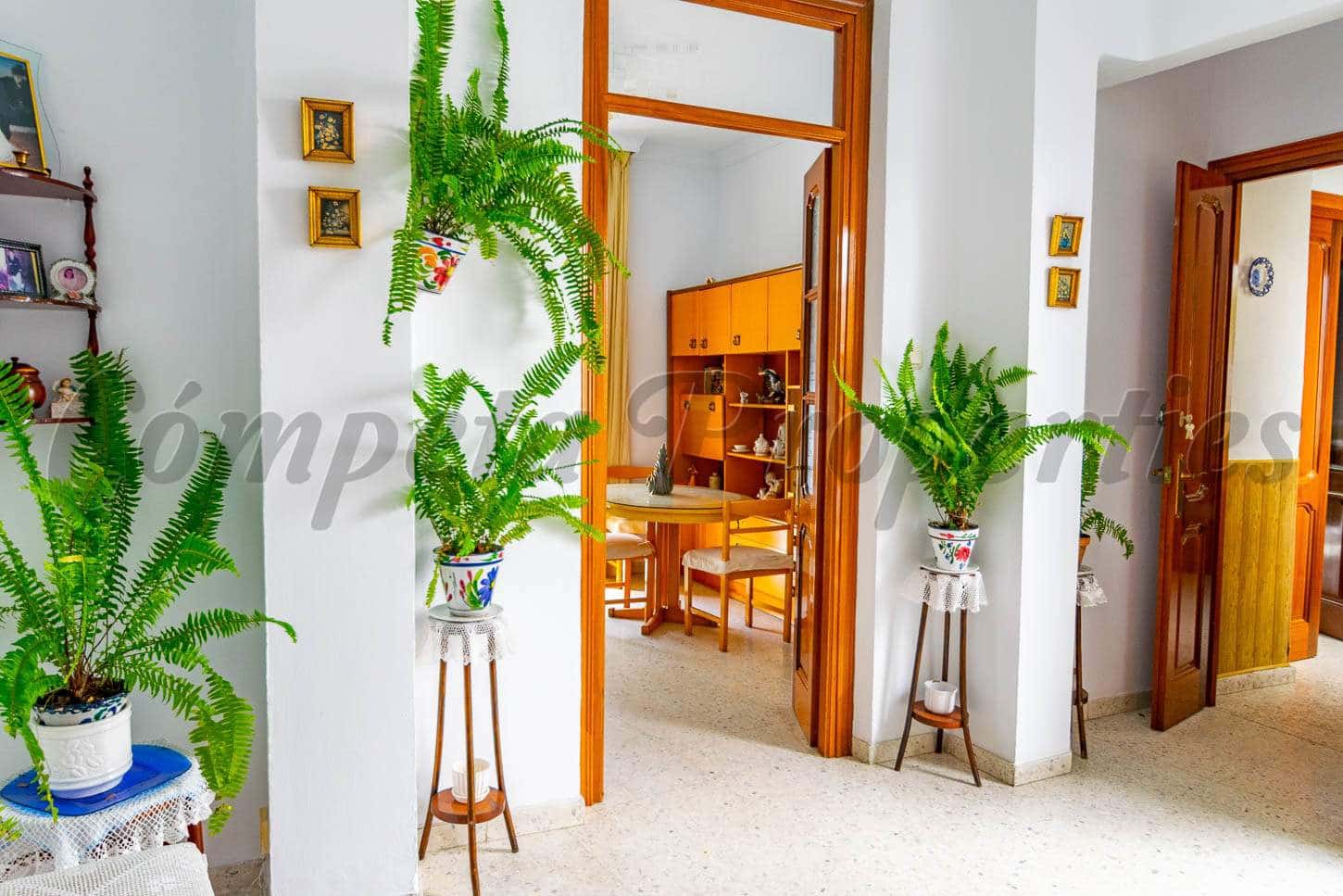 6 makuuhuone Omakotitalo myytävänä paikassa Torrox - 600 000 € (Ref: 4692142)