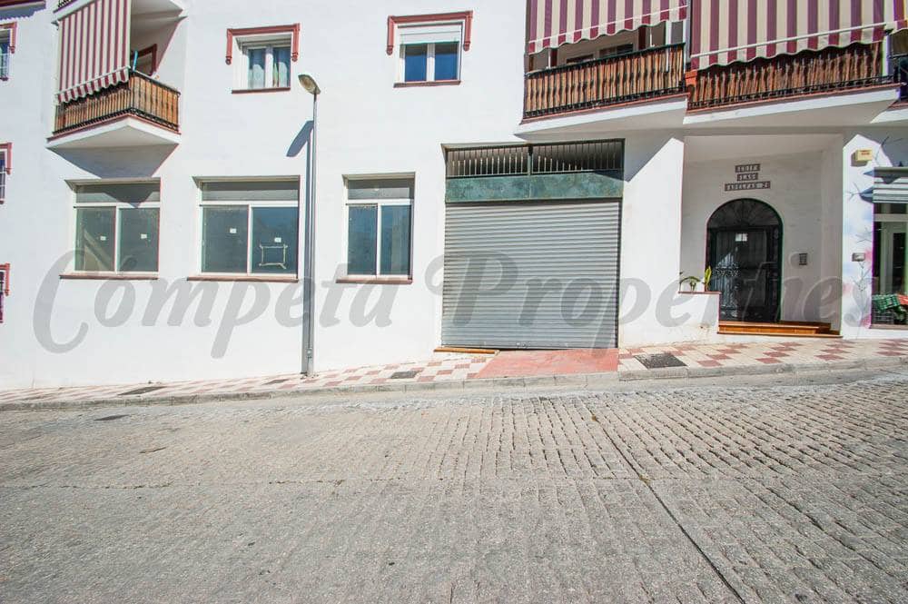 Erhverv til salg i Competa - € 150.000 (Ref: 4715162)