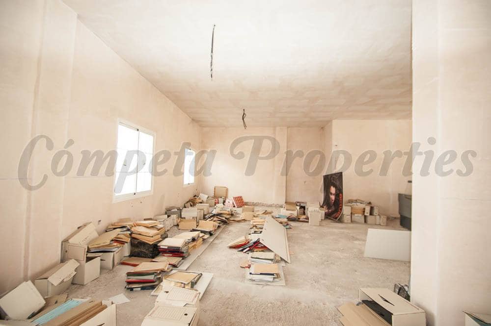 Erhverv til salg i Competa - € 150.000 (Ref: 4715162)