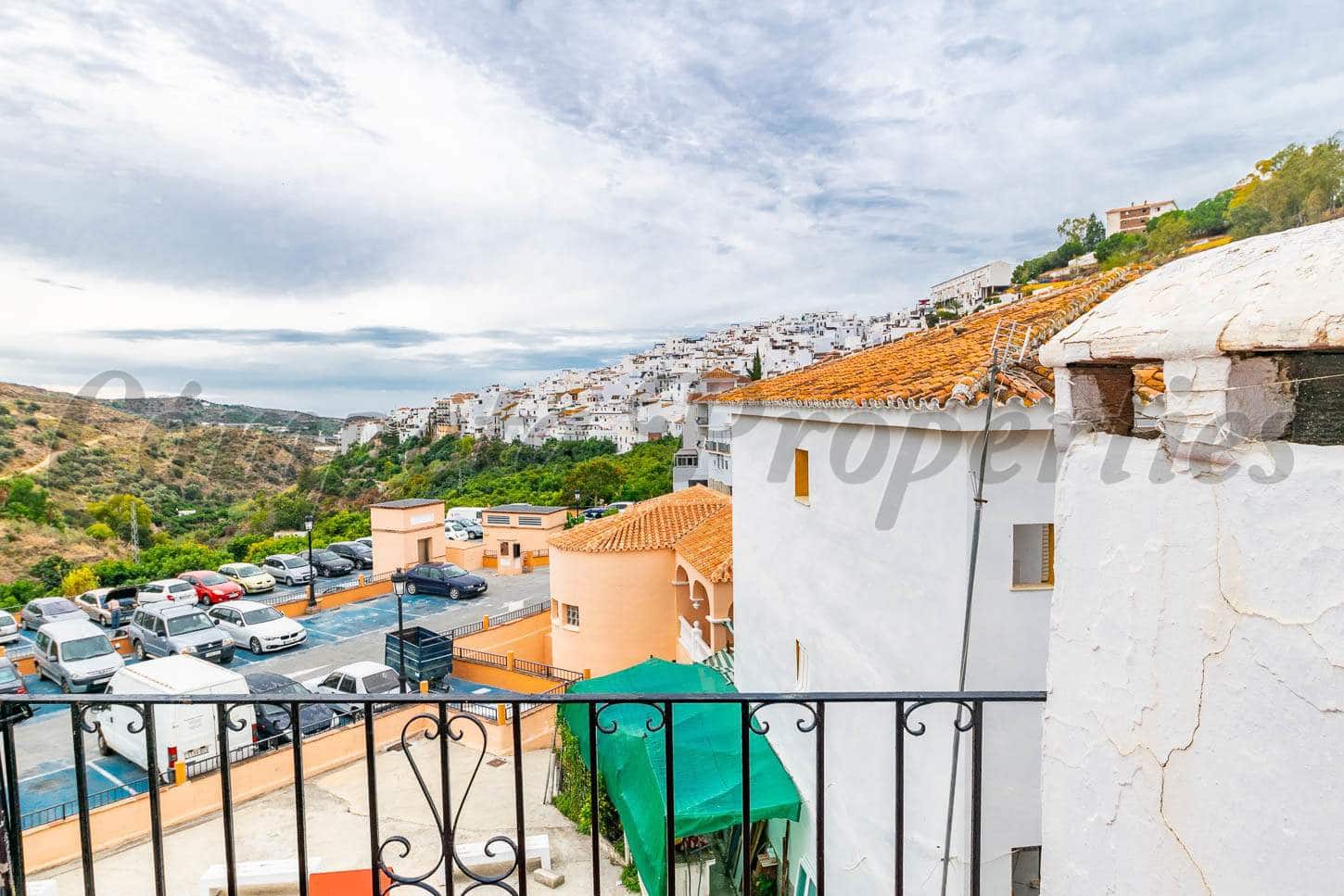 2 makuuhuone Omakotitalo myytävänä paikassa Torrox - 129 000 € (Ref: 4845307)