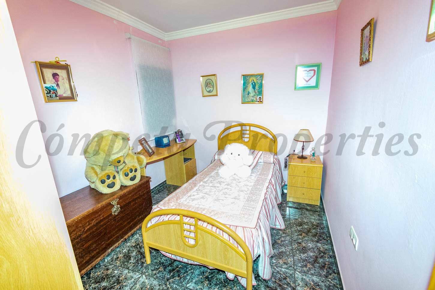 5 soveværelse Byhus til salg i Algarrobo - € 200.000 (Ref: 4883172)