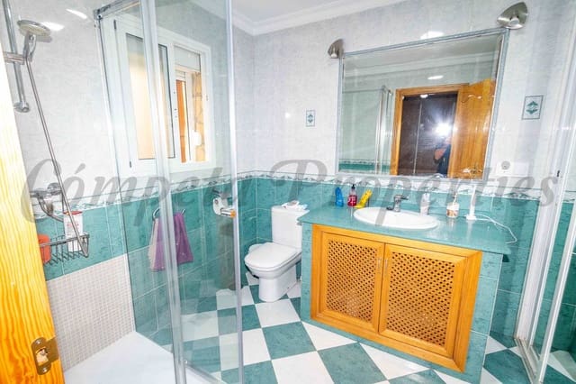 5 soveværelse Byhus til salg i Algarrobo - € 200.000 (Ref: 4883172)