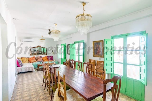   4 soveværelse   ferieByhus i Cómpeta   - € 450 (Ref: 5094964)