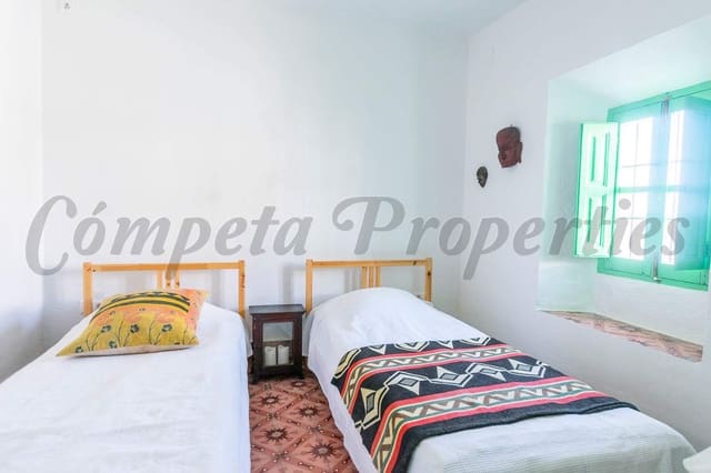   4 soveværelse   ferieByhus i Cómpeta   - € 450 (Ref: 5094964)