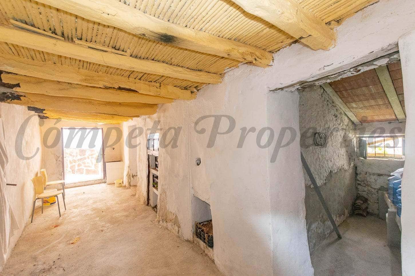 Omakotitalo myytävänä paikassa Sedella - 40 000 € (Ref: 5377687)