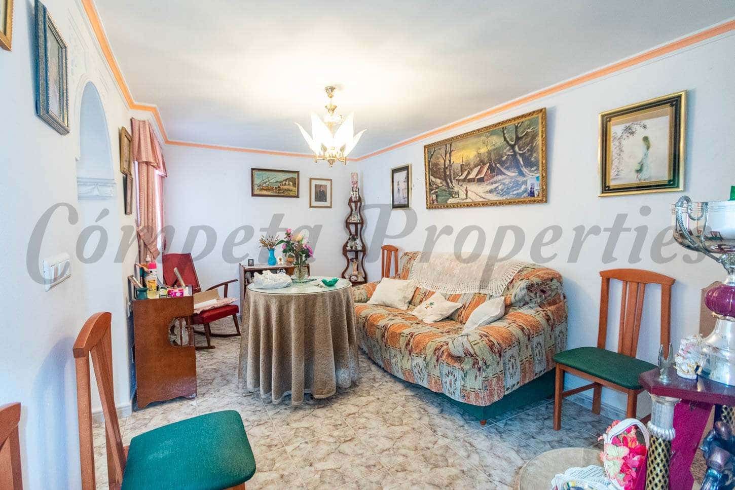 4 slaapkamer Huis te koop in Competa - € 145.000 (Ref: 5470589)