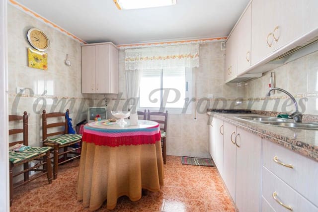 4 slaapkamer Huis te koop in Cómpeta - € 145.000 (Ref: 5470589)