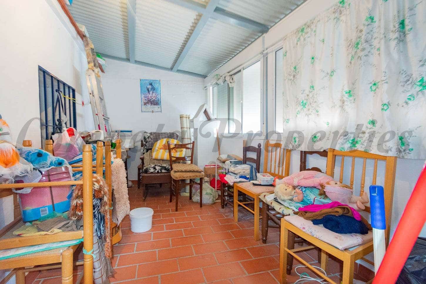 4 slaapkamer Huis te koop in Competa - € 145.000 (Ref: 5470589)