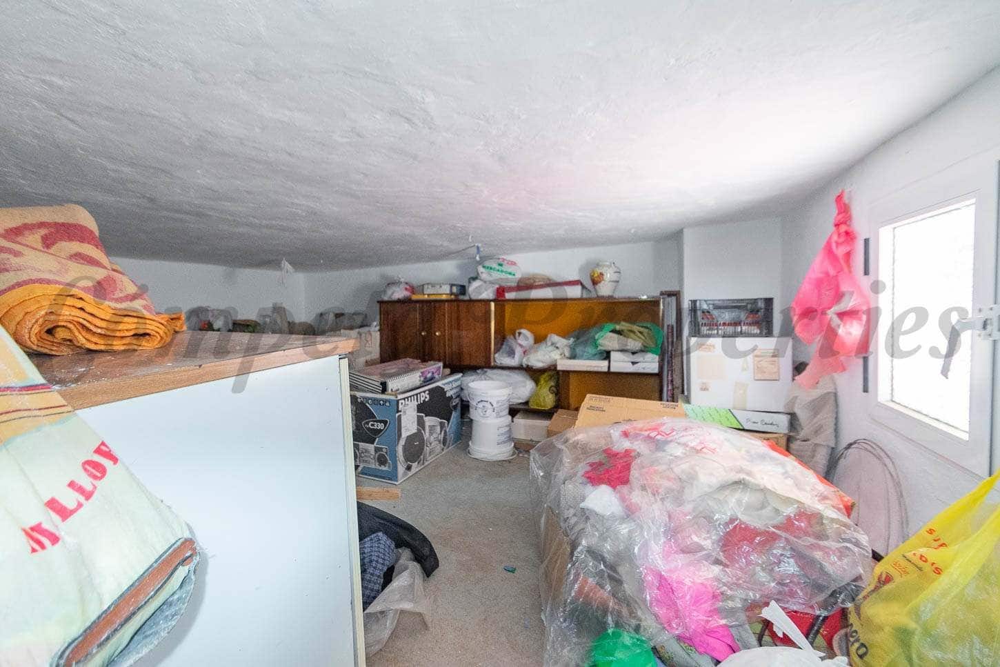 4 slaapkamer Huis te koop in Competa - € 145.000 (Ref: 5470589)