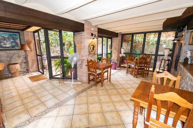 3 slaapkamer Bedrijf te koop in Torrox met garage - € 1.138.500 (Ref: 5556070)