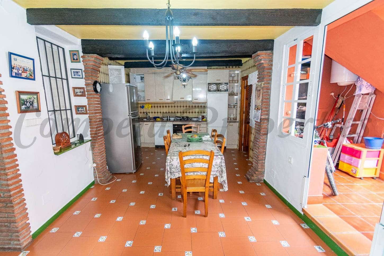 3 soveværelse Virksomhed til salg i Torrox med garage - € 1.138.500 (Ref: 5556070)