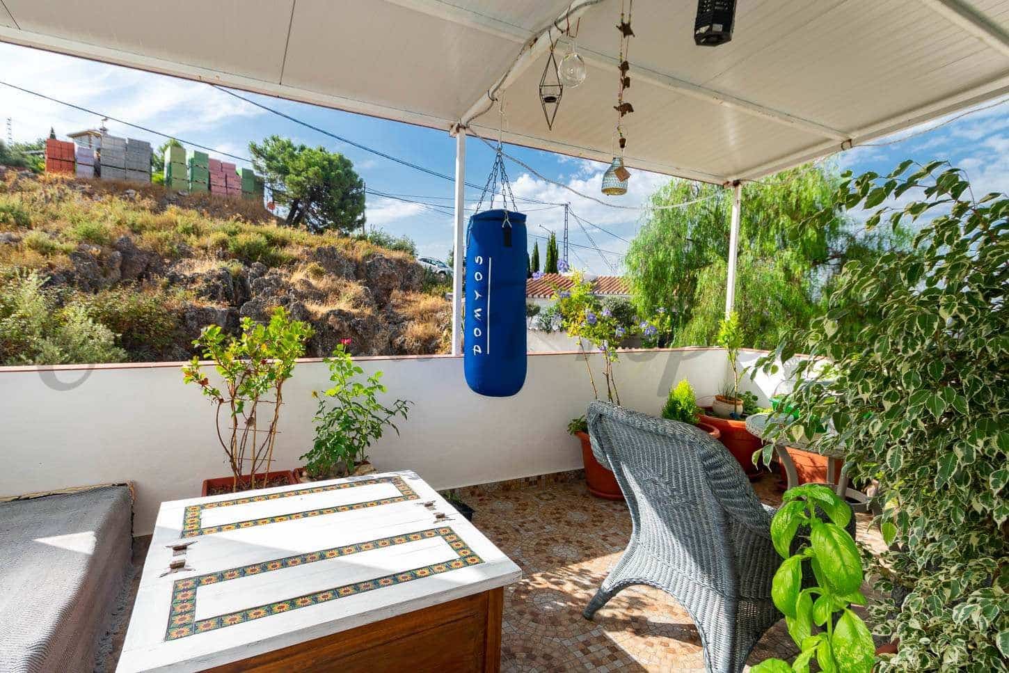 4 slaapkamer Huis te koop in Competa met zwembad garage - € 241.500 (Ref: 5606328)