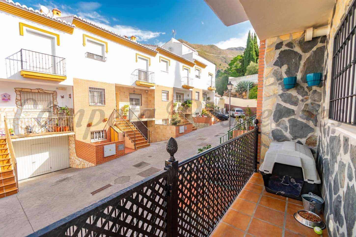 4 slaapkamer Huis te koop in Competa met zwembad garage - € 241.500 (Ref: 5606328)