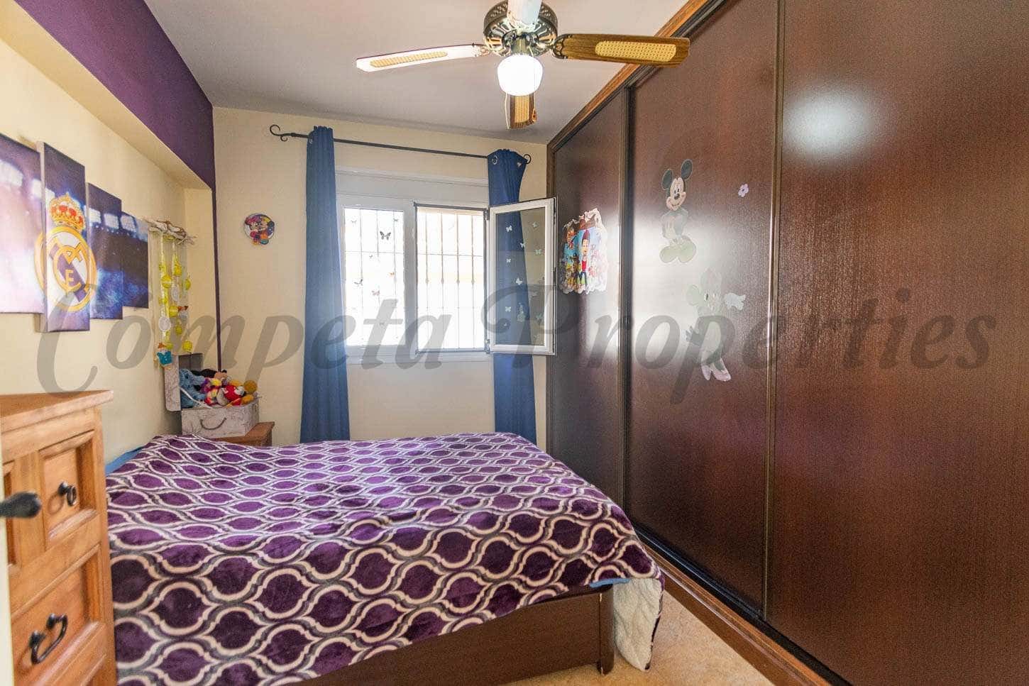 4 slaapkamer Huis te koop in Competa met zwembad garage - € 241.500 (Ref: 5606328)