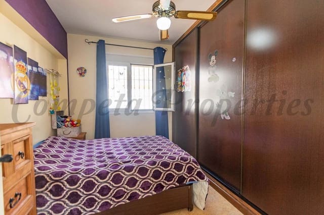 4 slaapkamer Huis te koop in Cómpeta met zwembad garage - € 241.500 (Ref: 5606328)