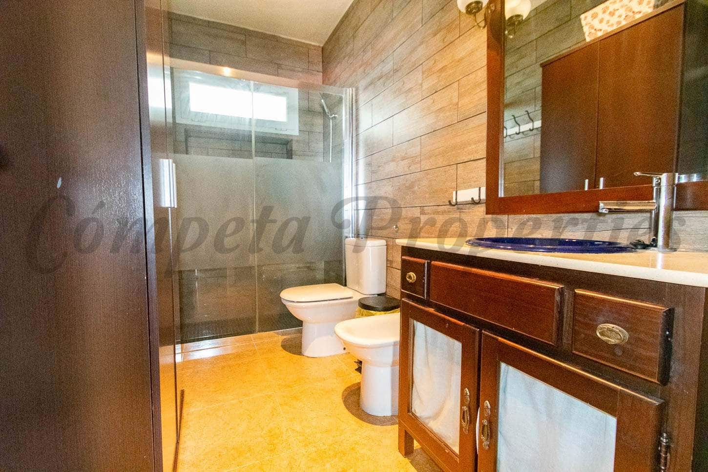 4 slaapkamer Huis te koop in Competa met zwembad garage - € 241.500 (Ref: 5606328)