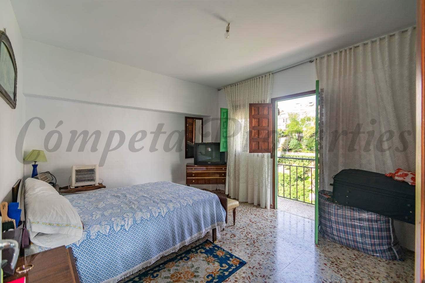 3 slaapkamer Huis te koop in Competa - € 160.000 (Ref: 5627417)