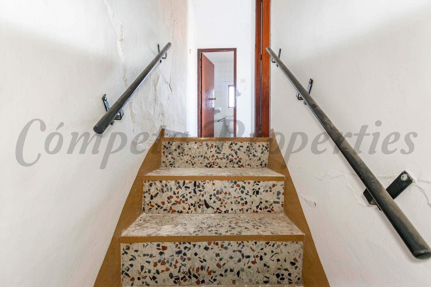 6 soveværelse Byhus til salg i Corumbela - € 95.000 (Ref: 5884140)