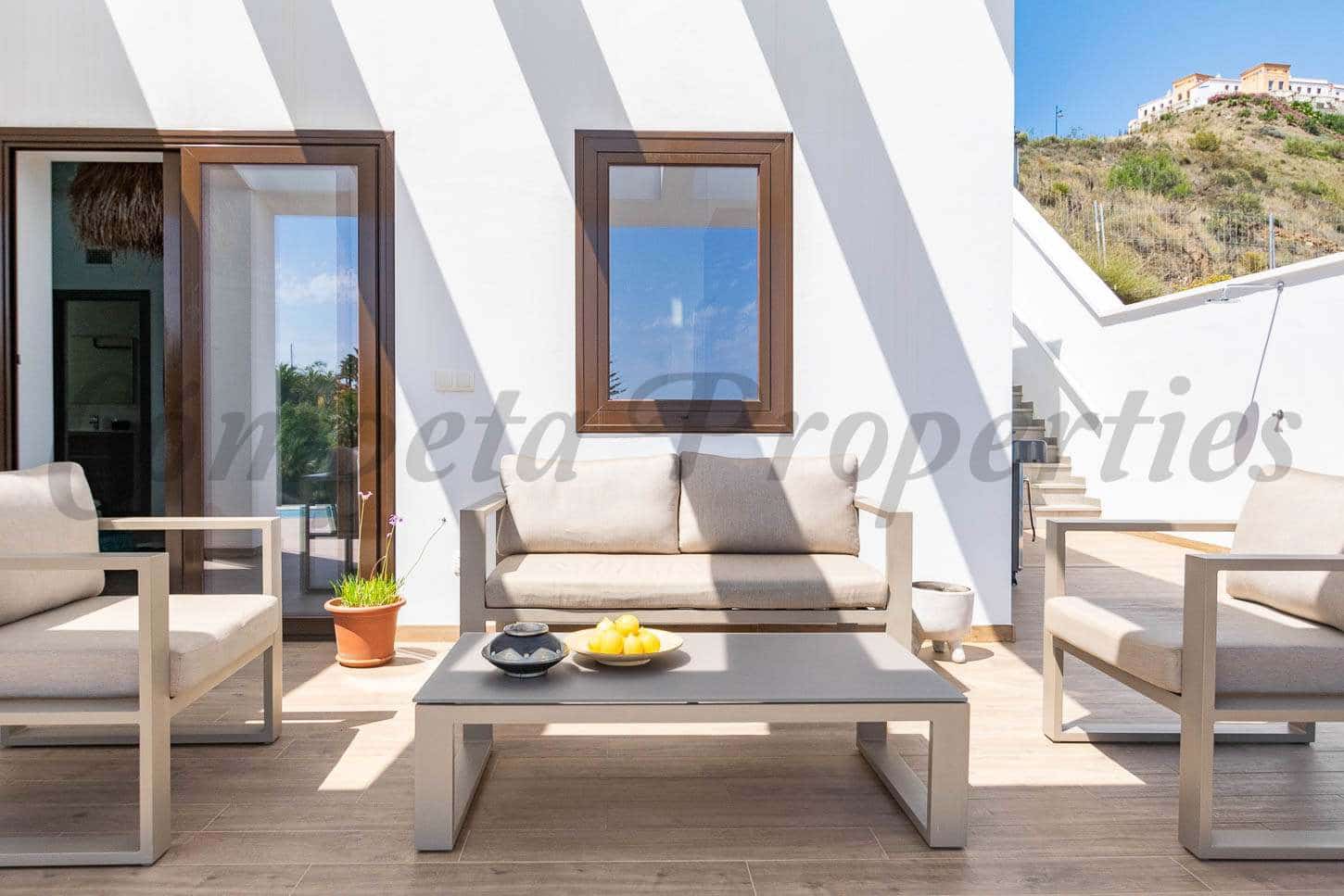 2 quarto Moradia para arrendamento para férias em Torrox-Costa com piscina - 1 690 € (Ref: 6131621)