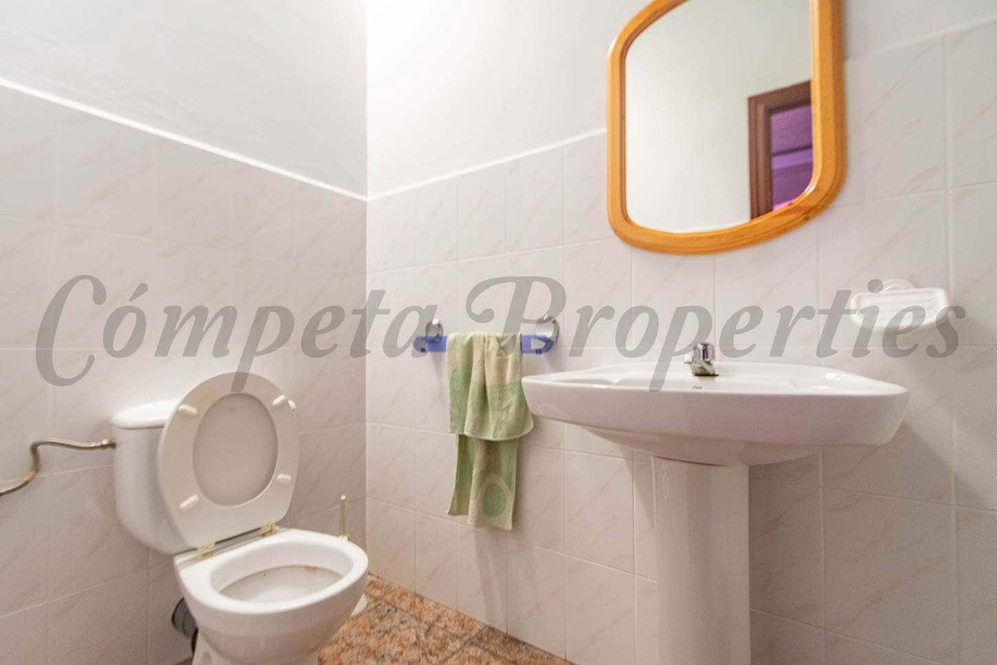 4 sypialnia Willa na sprzedaż w Velez-Malaga z basenem - 530 000 € (Ref: 6152197)