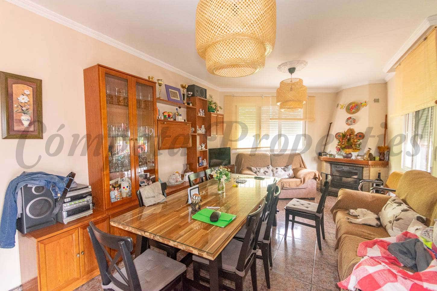 4 sypialnia Willa na sprzedaż w Velez-Malaga z basenem - 530 000 € (Ref: 6152197)