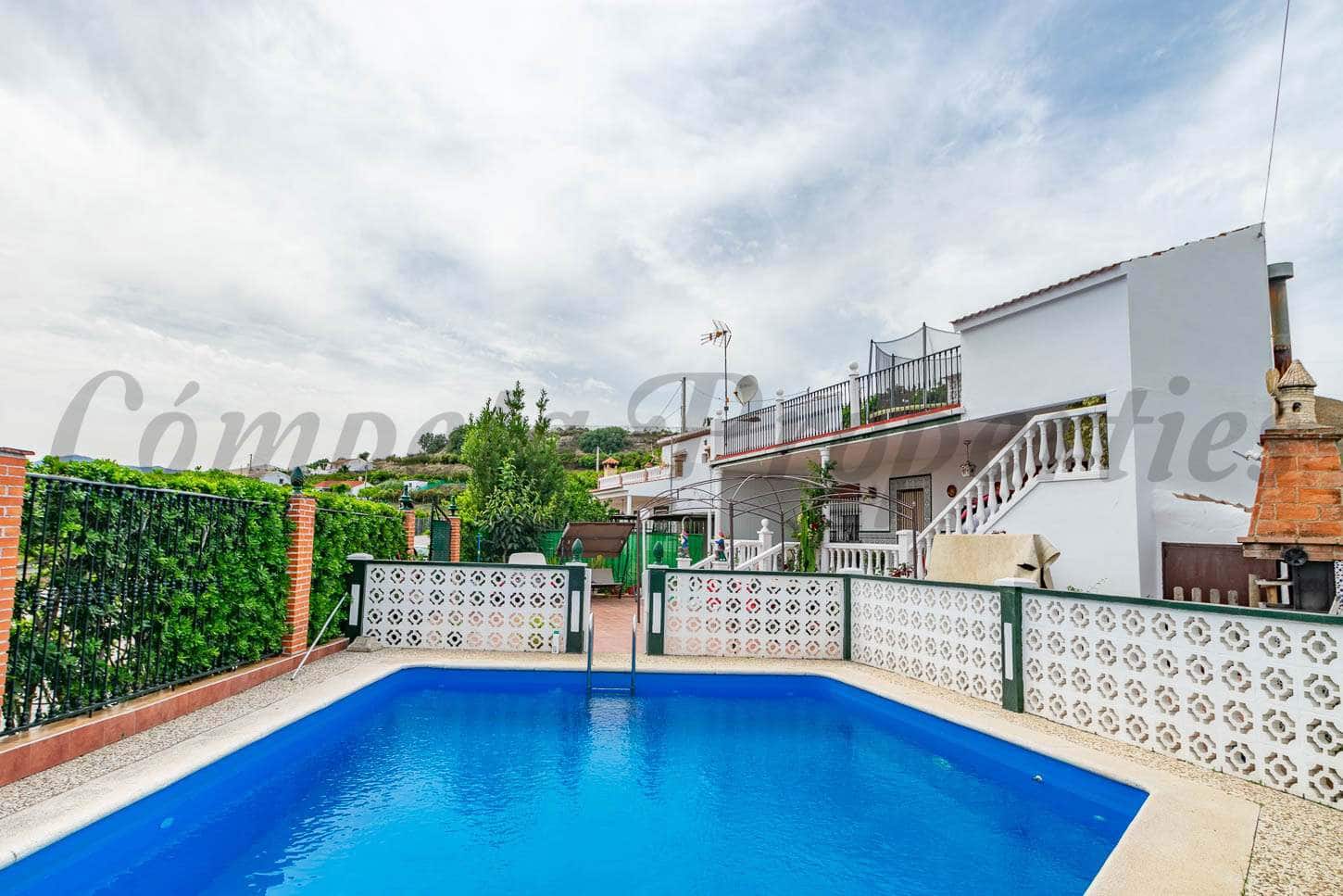 4 sypialnia Willa na sprzedaż w Velez-Malaga z basenem - 530 000 € (Ref: 6152197)