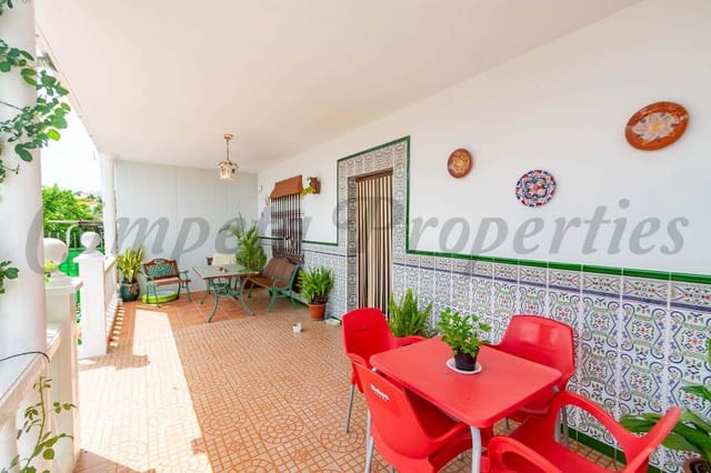 4 soveværelse Villa til salg i Vélez-Málaga med swimmingpool - € 530.000 (Ref: 6152197)