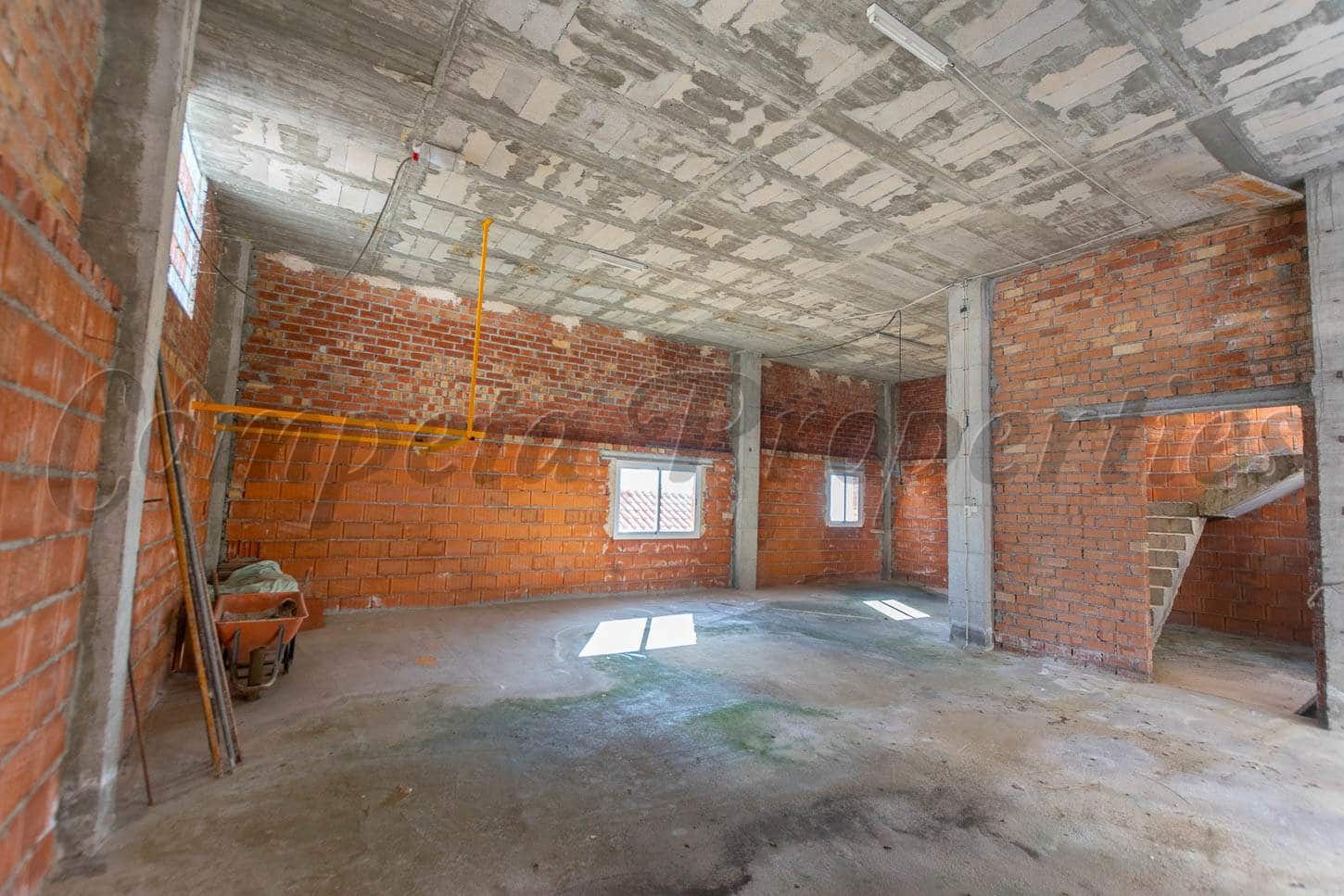 Casa de 3 habitaciones en Cómpeta en venta - 138.000 € (Ref: 6225072)