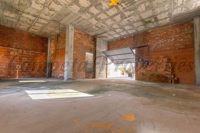 Casa de 3 habitaciones en Cómpeta en venta - 138.000 € (Ref: 6225072)