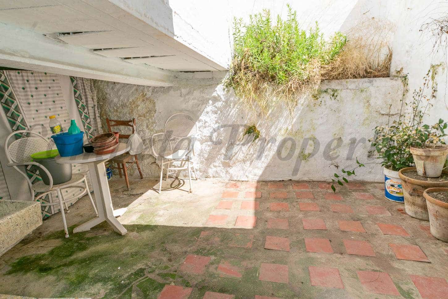 3 slaapkamer Huis te koop in Competa - € 119.000 (Ref: 6225075)